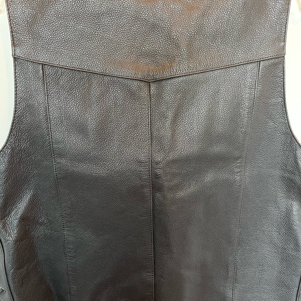 Custom Bilt Button Down Black Leather V-Neck Motorcycle Biker Vest - Picture 12 of 14